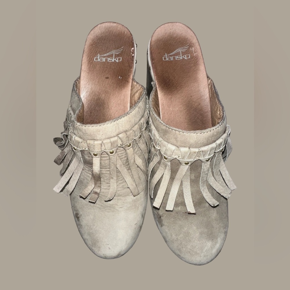 DANSKO 🤎Women's Mule Taupe Gray Deni Clog Nubuck Leather Fringe Size40/9.5, GUC - Picture 5 of 8